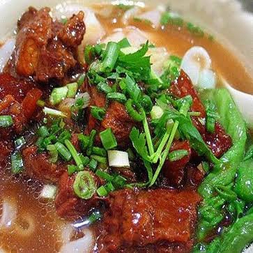 牛腩汤河粉